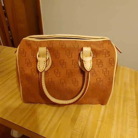 Dooney & Bourke  Boston bag - Picture 1 of 8